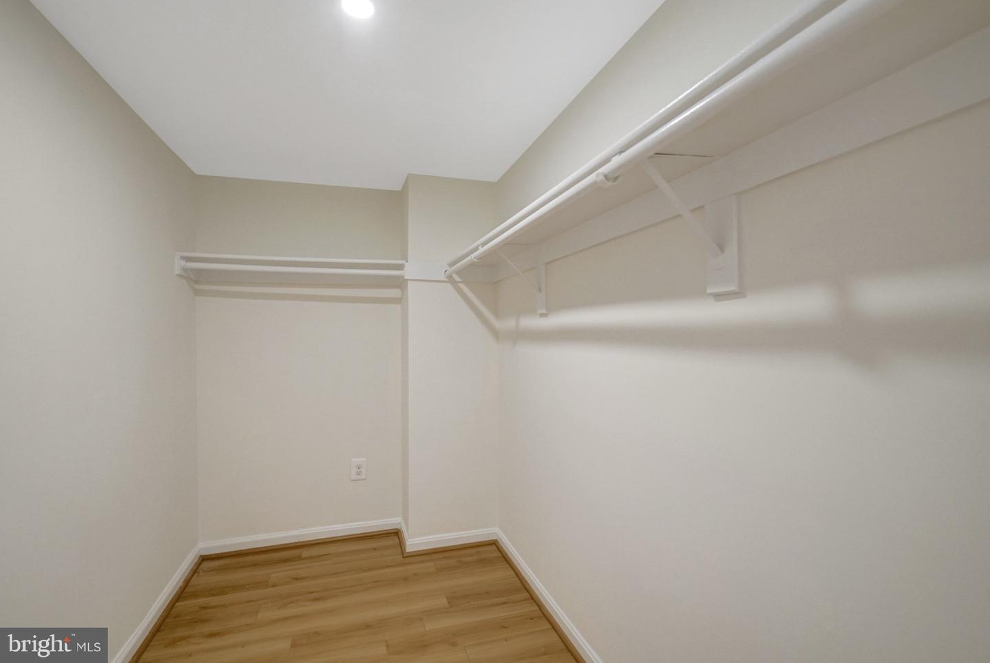 1101 S Arlington Ridge Rd #304 Property Photo 33