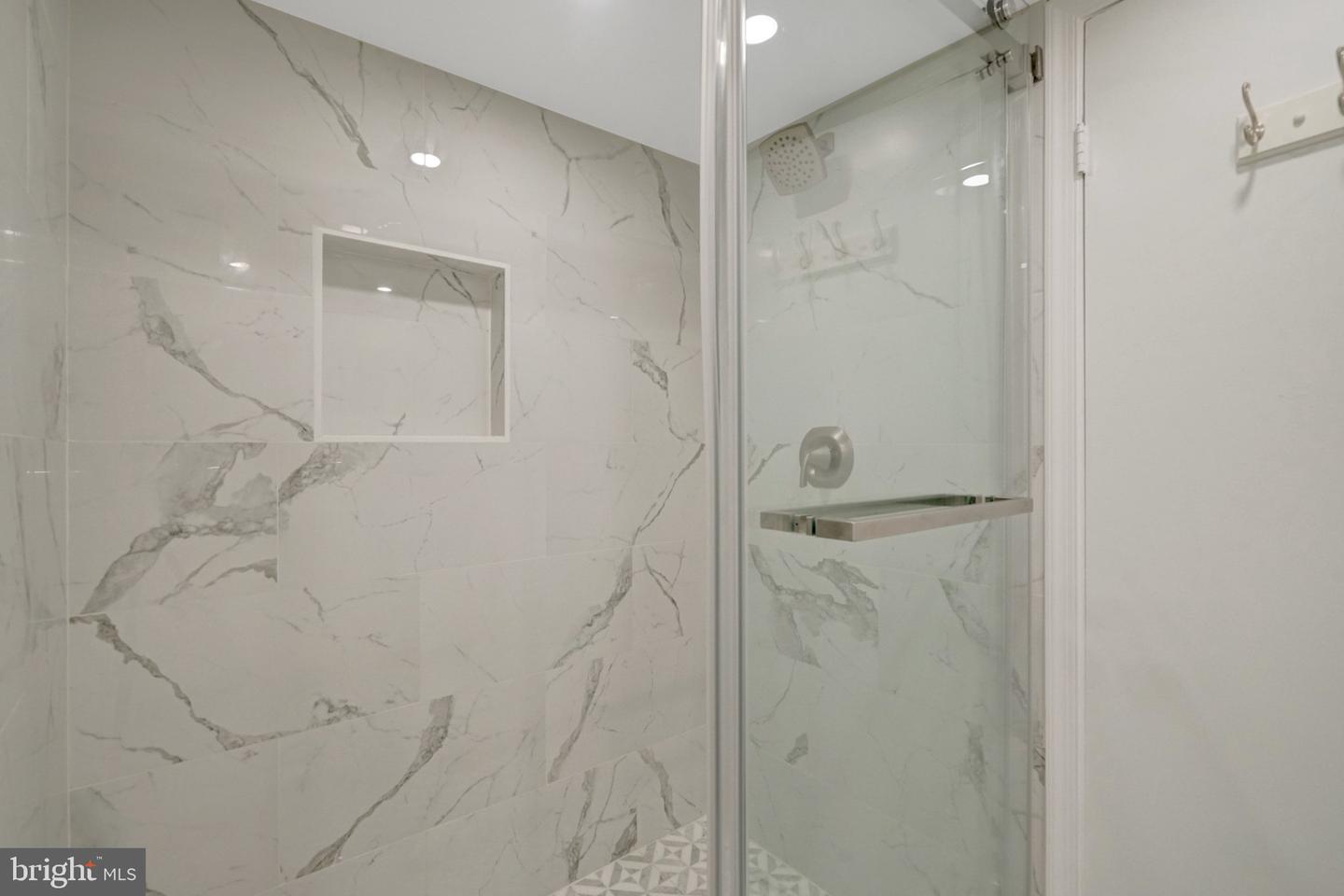 1101 S Arlington Ridge Rd #304 Property Photo 39