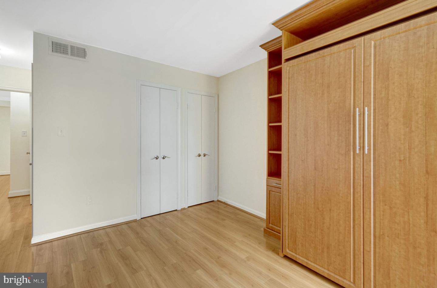 1101 S Arlington Ridge Rd #304 Property Photo 42
