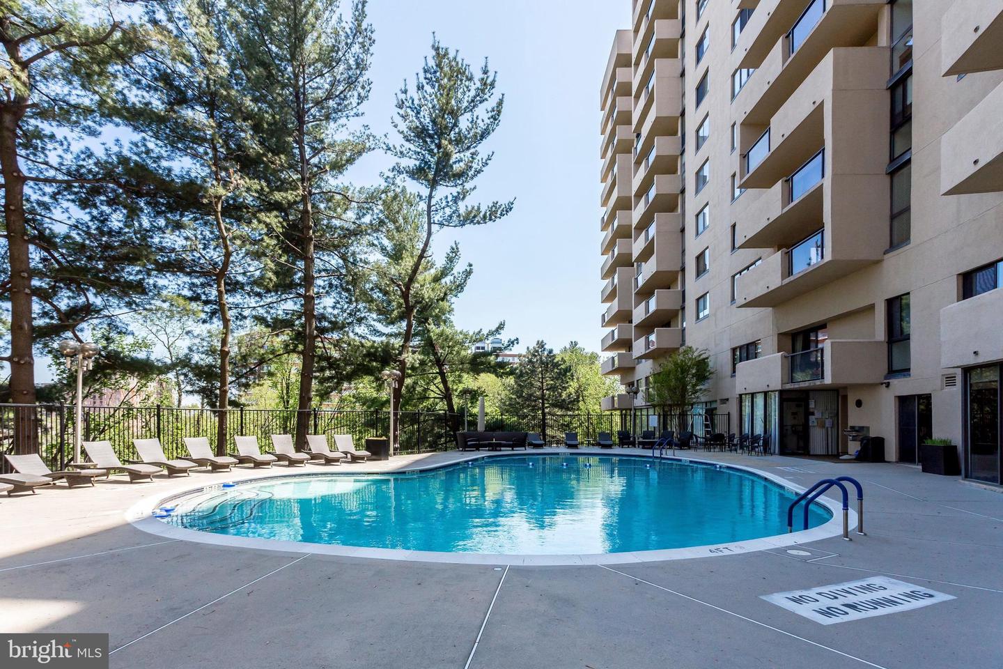1101 S Arlington Ridge Rd #304 Property Photo 61