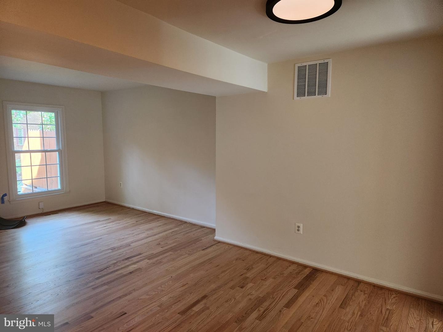 2440 S Walter Reed Dr #b Property Photo 8