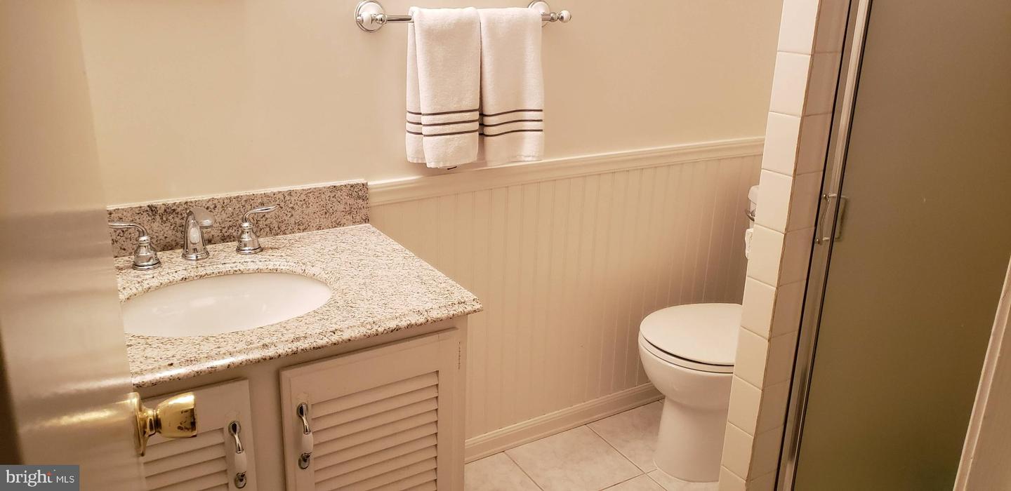 2440 S Walter Reed Dr #b Property Photo 15