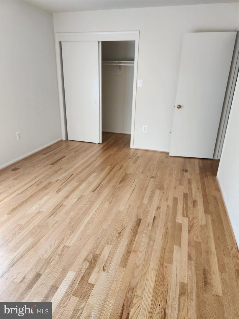 2440 S Walter Reed Dr #b Property Photo 17