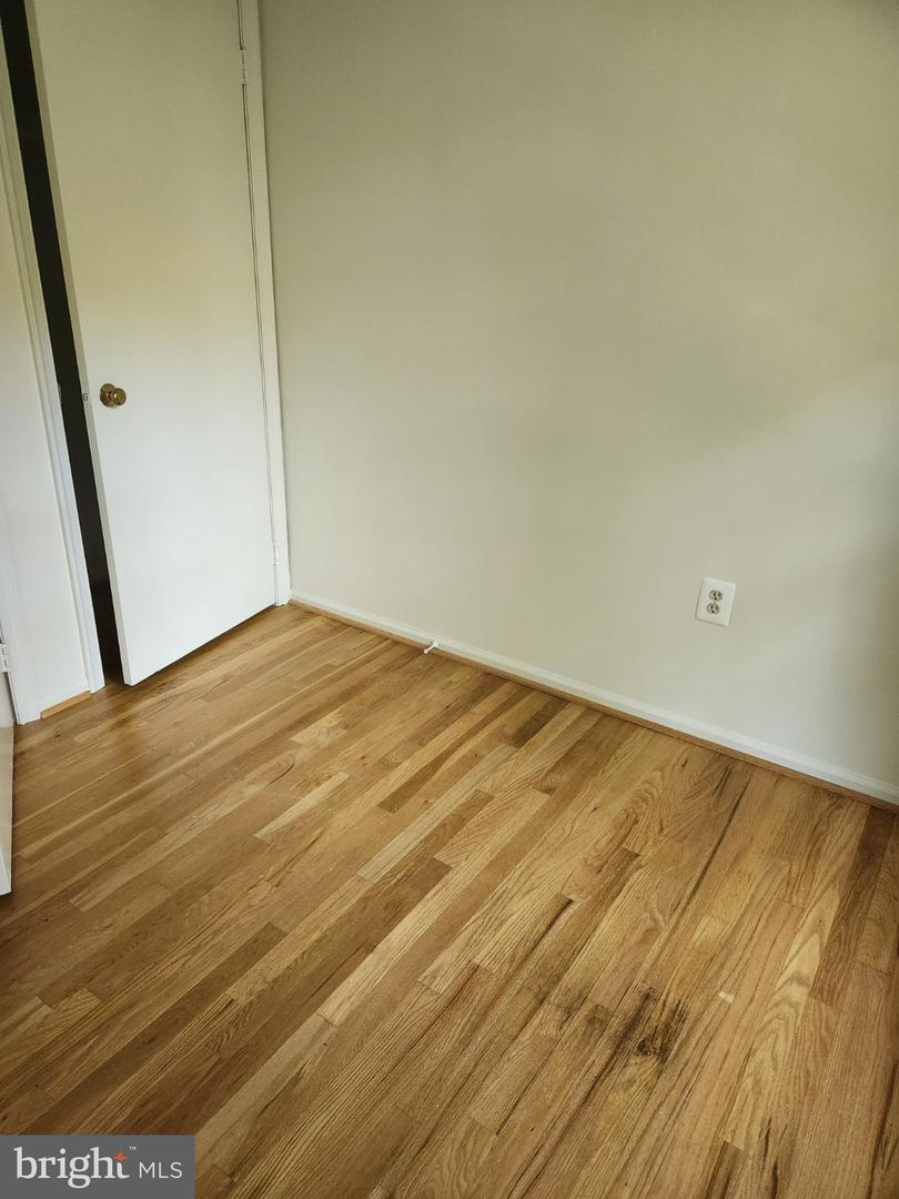 2440 S Walter Reed Dr #b Property Photo 19