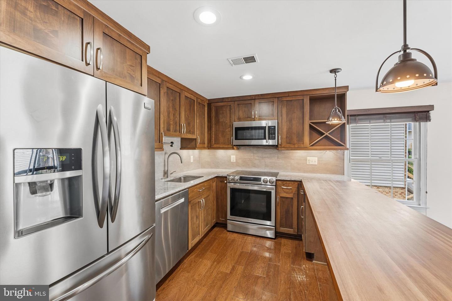 76 N Bedford St #76b Property Photo 8