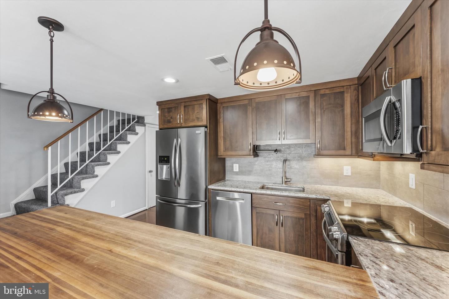 76 N Bedford St #76b Property Photo 10