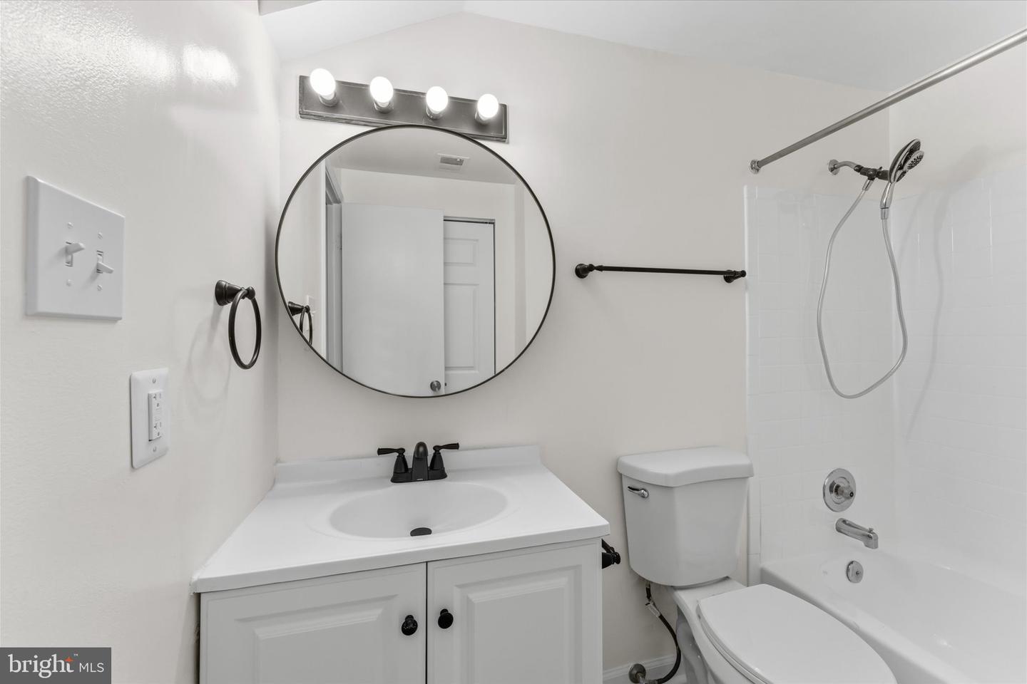 76 N Bedford St #76b Property Photo 15