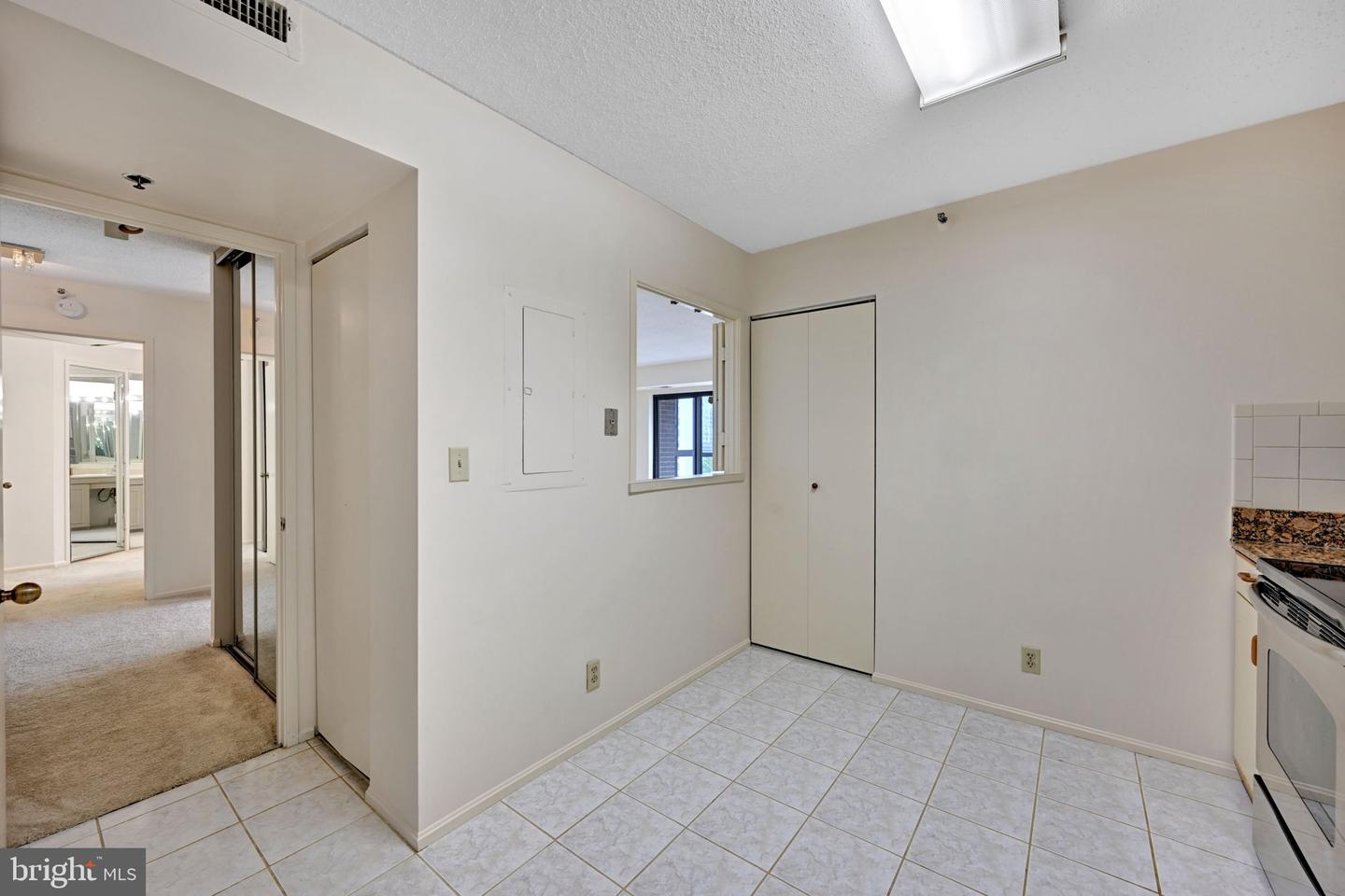1600 N Oak St #1429 Property Photo 20