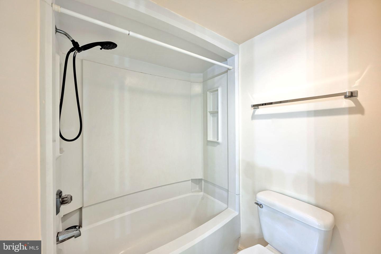 1600 N Oak St #1429 Property Photo 22