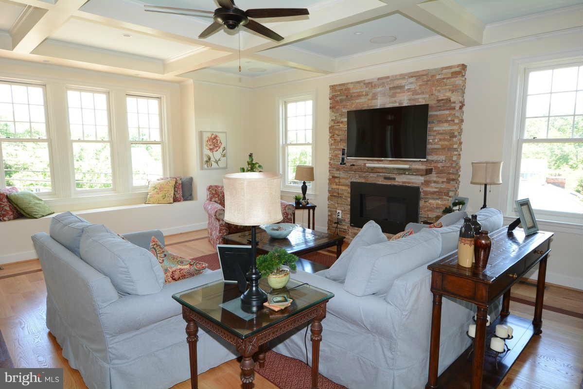 5010 Williamsburg Blvd Property Photo 3