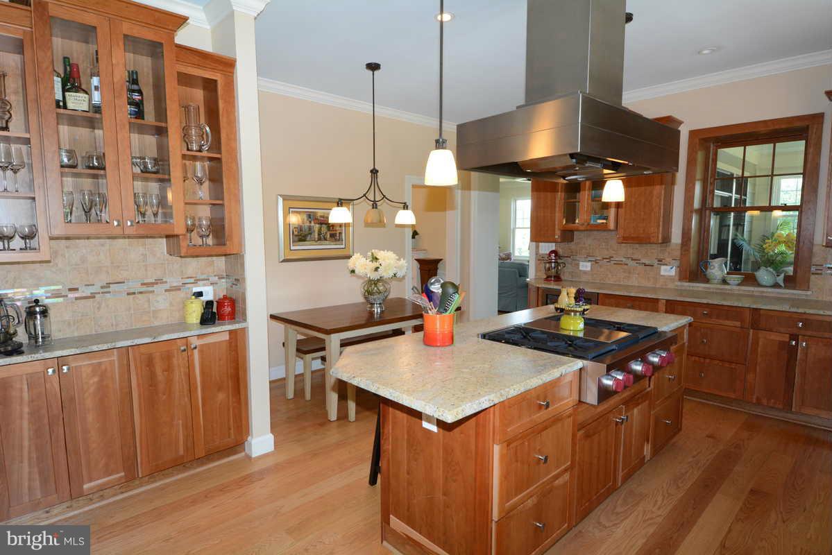 5010 Williamsburg Blvd Property Photo 9