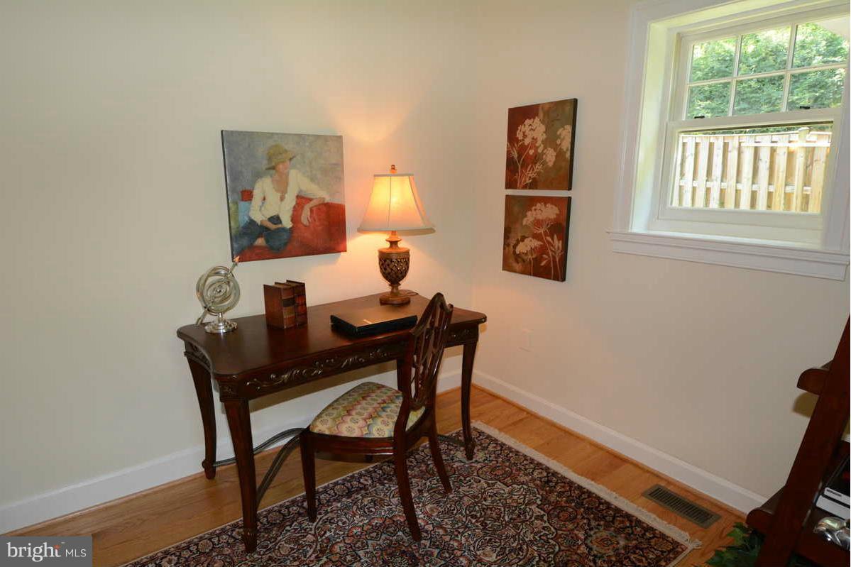 5010 Williamsburg Blvd Property Photo 11