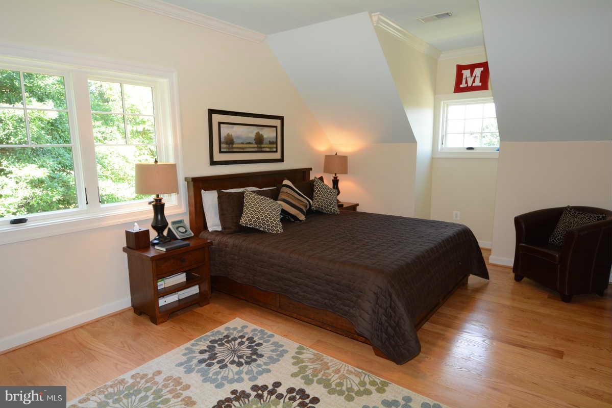 5010 Williamsburg Blvd Property Photo 12