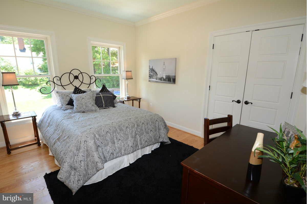 5010 Williamsburg Blvd Property Photo 21