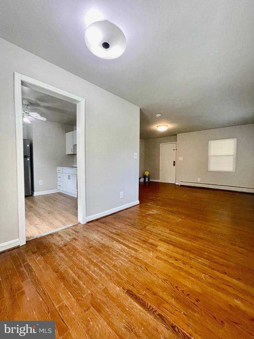 312 Wayne St S #1 Property Photo 6