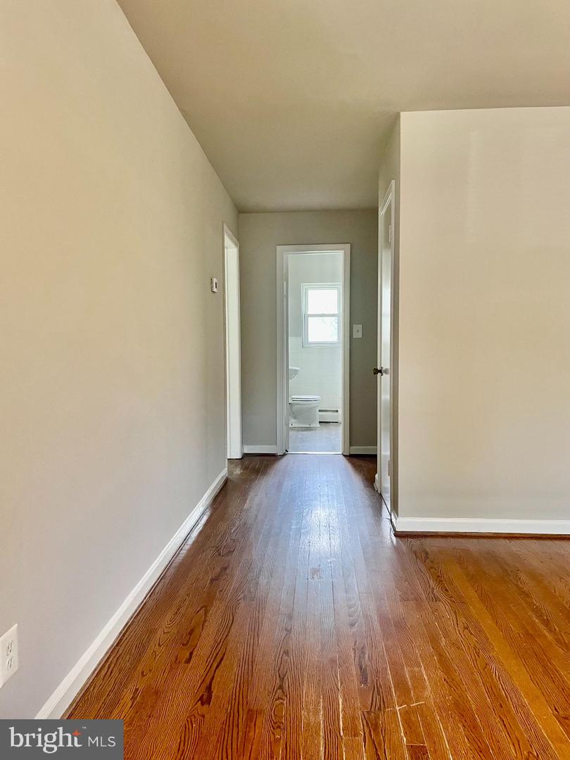 312 Wayne St S #1 Property Photo 9