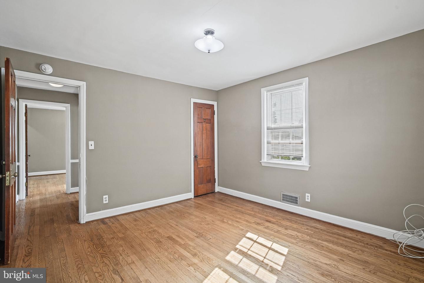 626 N George Mason Dr Property Photo 15