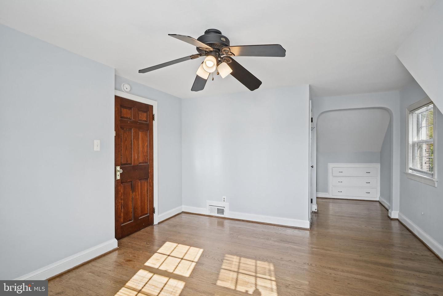 626 N George Mason Dr Property Photo 23