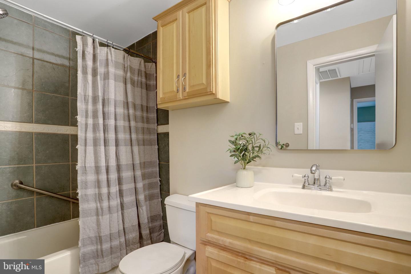 900 S Utah St Property Photo 19