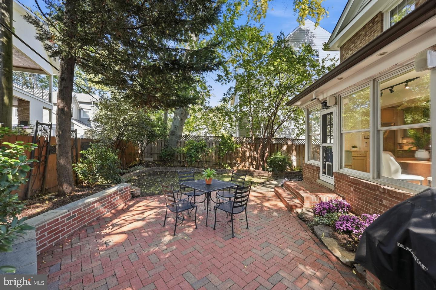 1504 N Highland St Property Photo 46