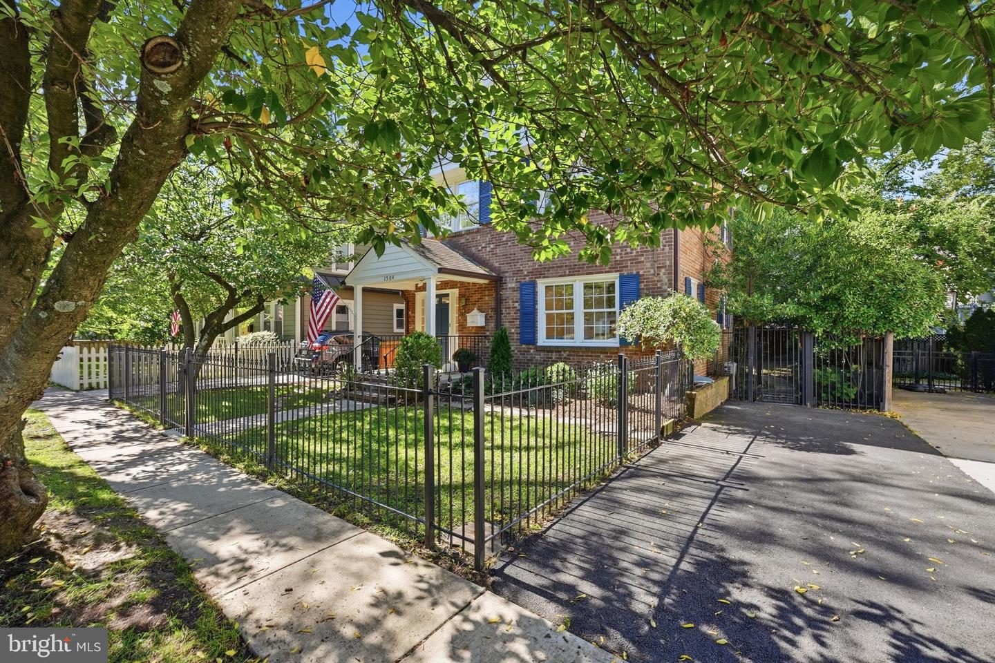 1504 N Highland St Property Photo 52