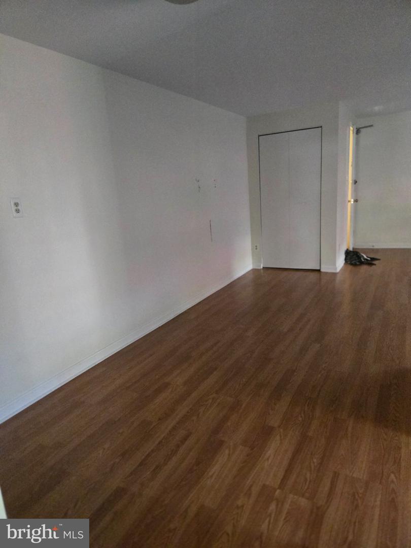 808 S Arlington Mill Dr #303 Property Photo 6