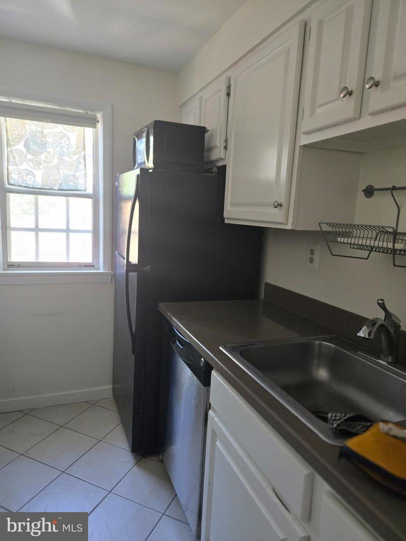 808 S Arlington Mill Dr #303 Property Photo 8