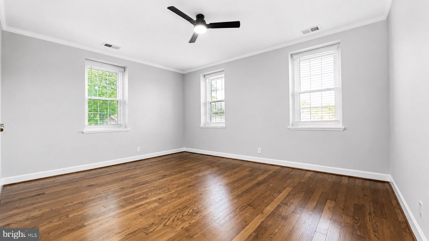 4814 30th St S #c2 Property Photo 23