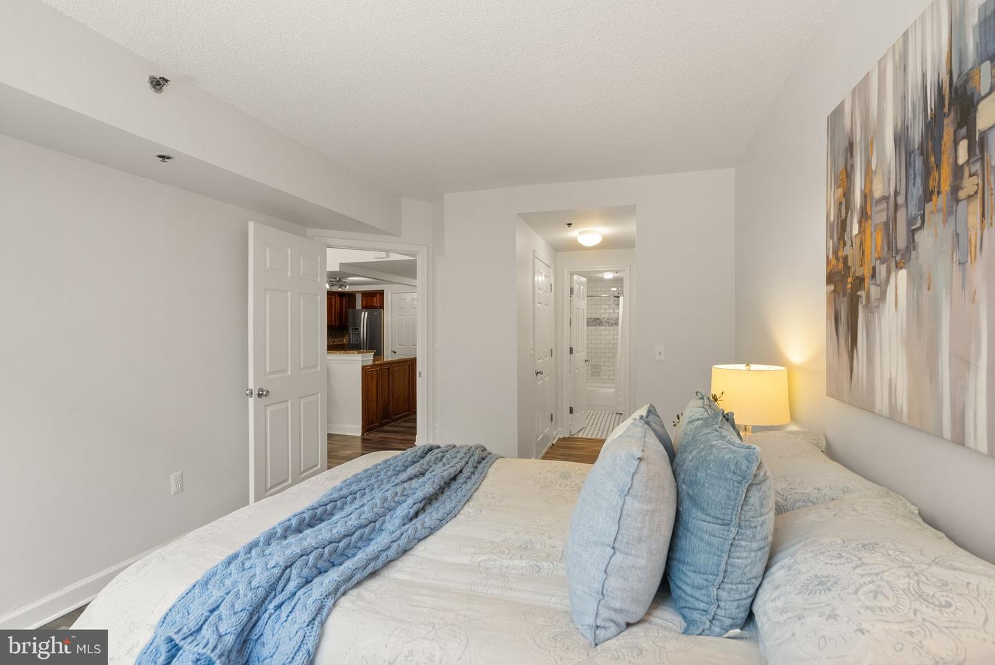 1045 N Utah St #2-106 Property Photo 14
