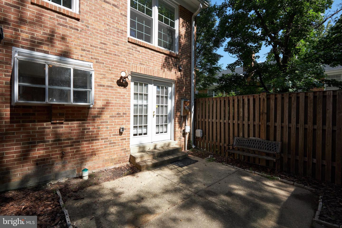 2560-a Arlington Mill Dr #1 Property Photo 27