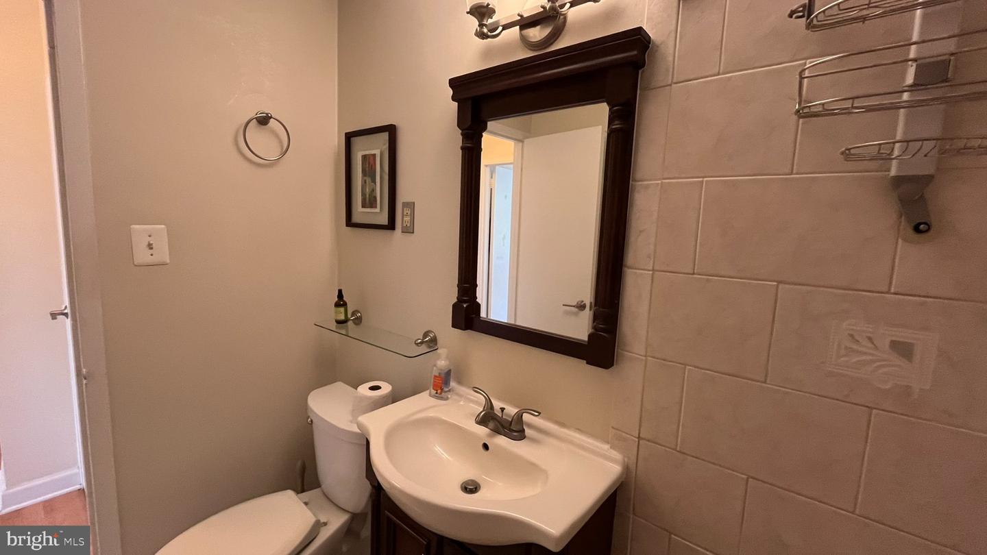 1121 Arlington Blvd #540 Property Photo 20