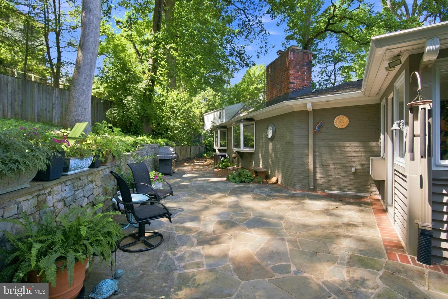 3080 N Oakland St Property Photo 61