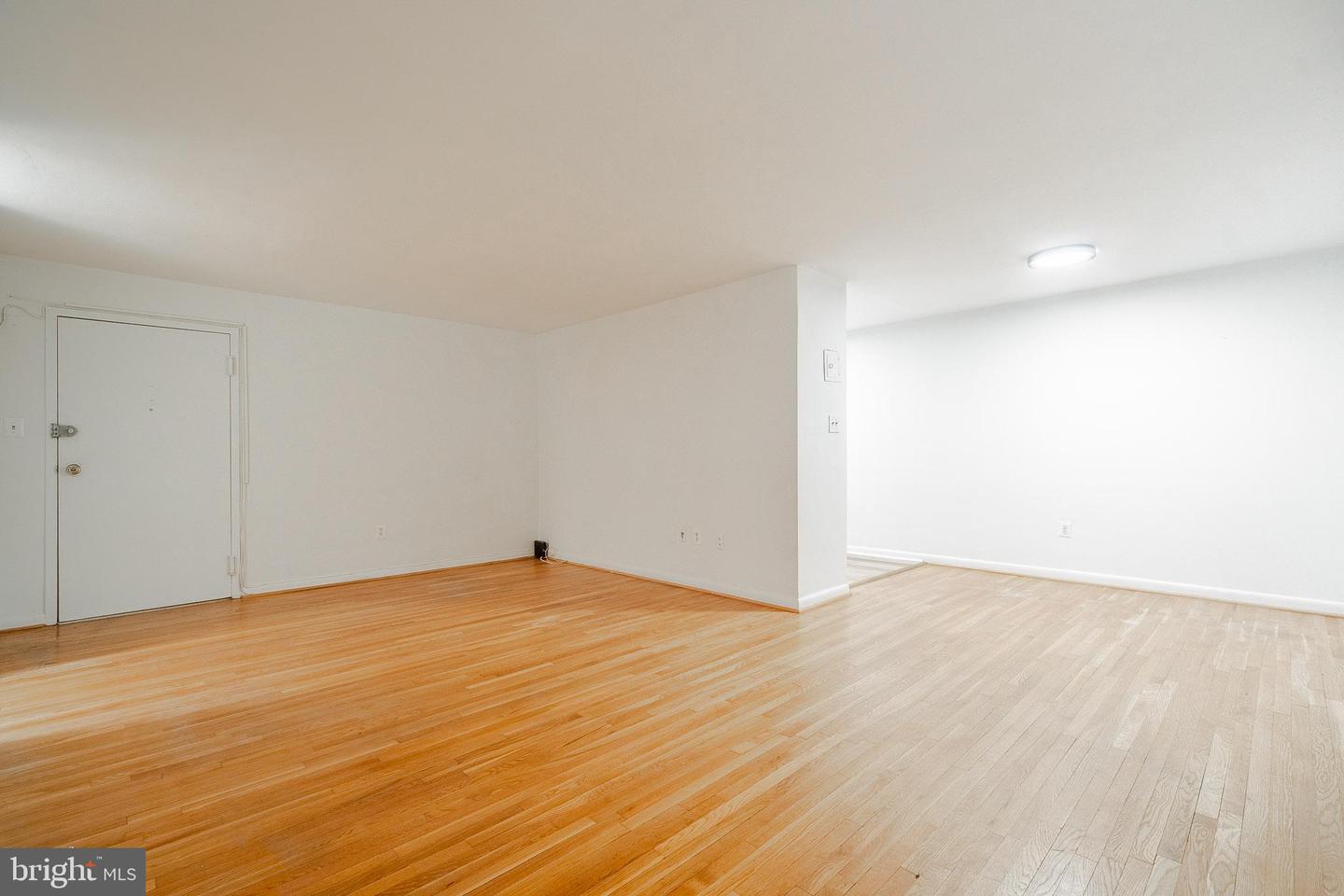 2016 N Adams St #204 Property Photo 8