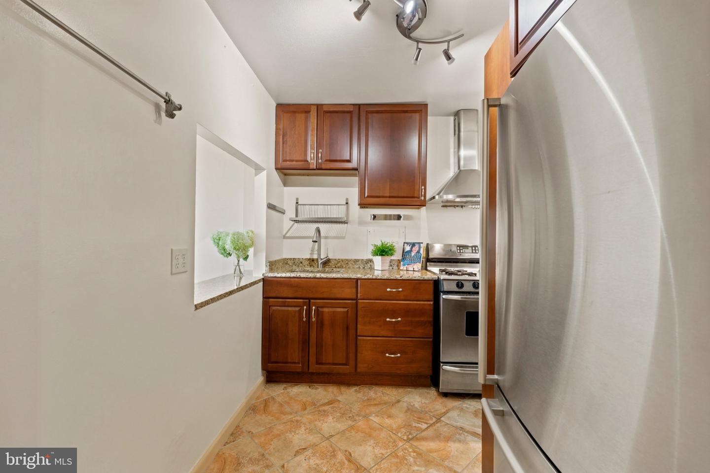 4501 Arlington Blvd #611 Property Photo 8