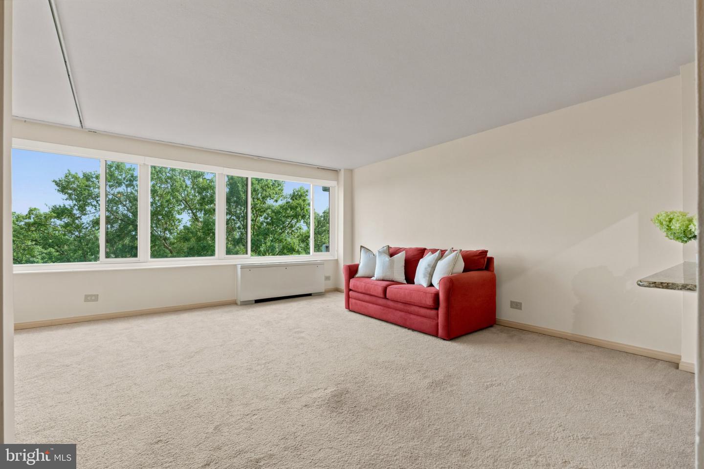 4501 Arlington Blvd #611 Property Photo 11