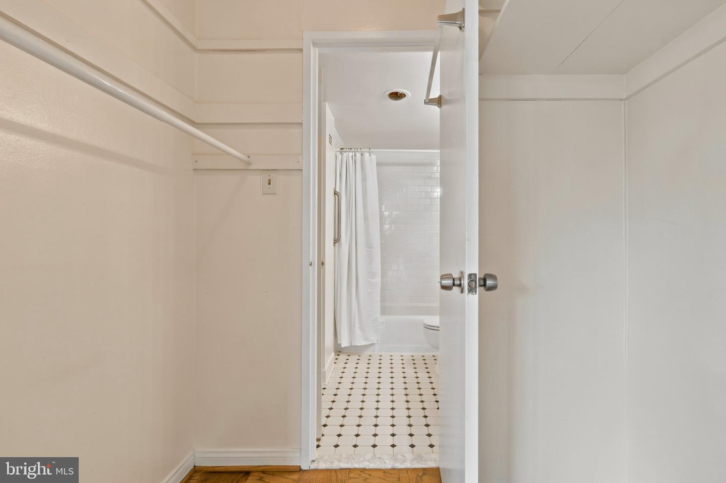 4501 Arlington Blvd #611 Property Photo 18