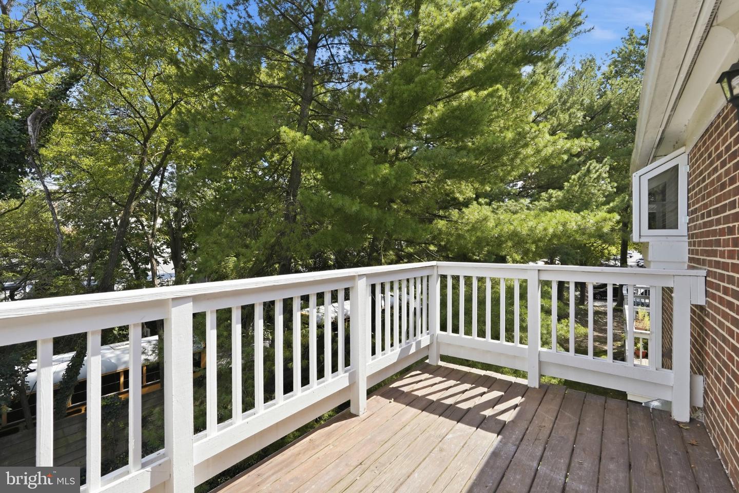 2614 S Arlington Mill Dr #f Property Photo 18