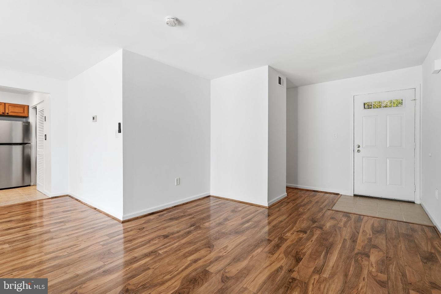 2614 S Arlington Mill Dr #f Property Photo 21