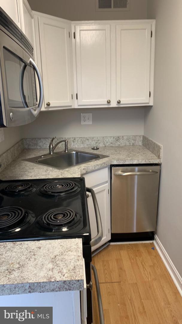 1913 Key Blvd #11573 Property Photo 4