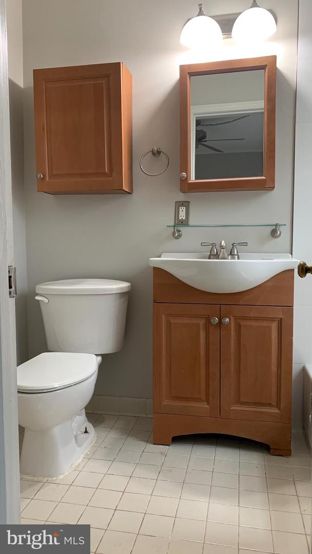 1913 Key Blvd #11573 Property Photo 9