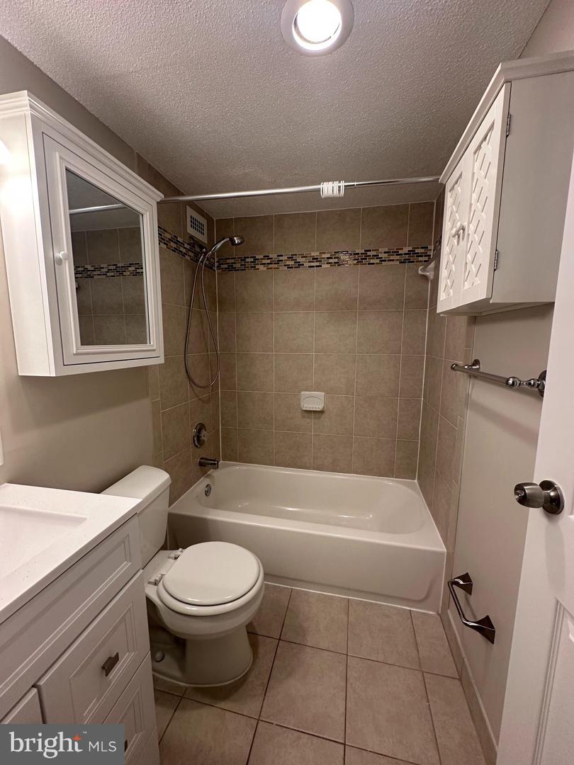 2030 N Adams St #505 Property Photo 18