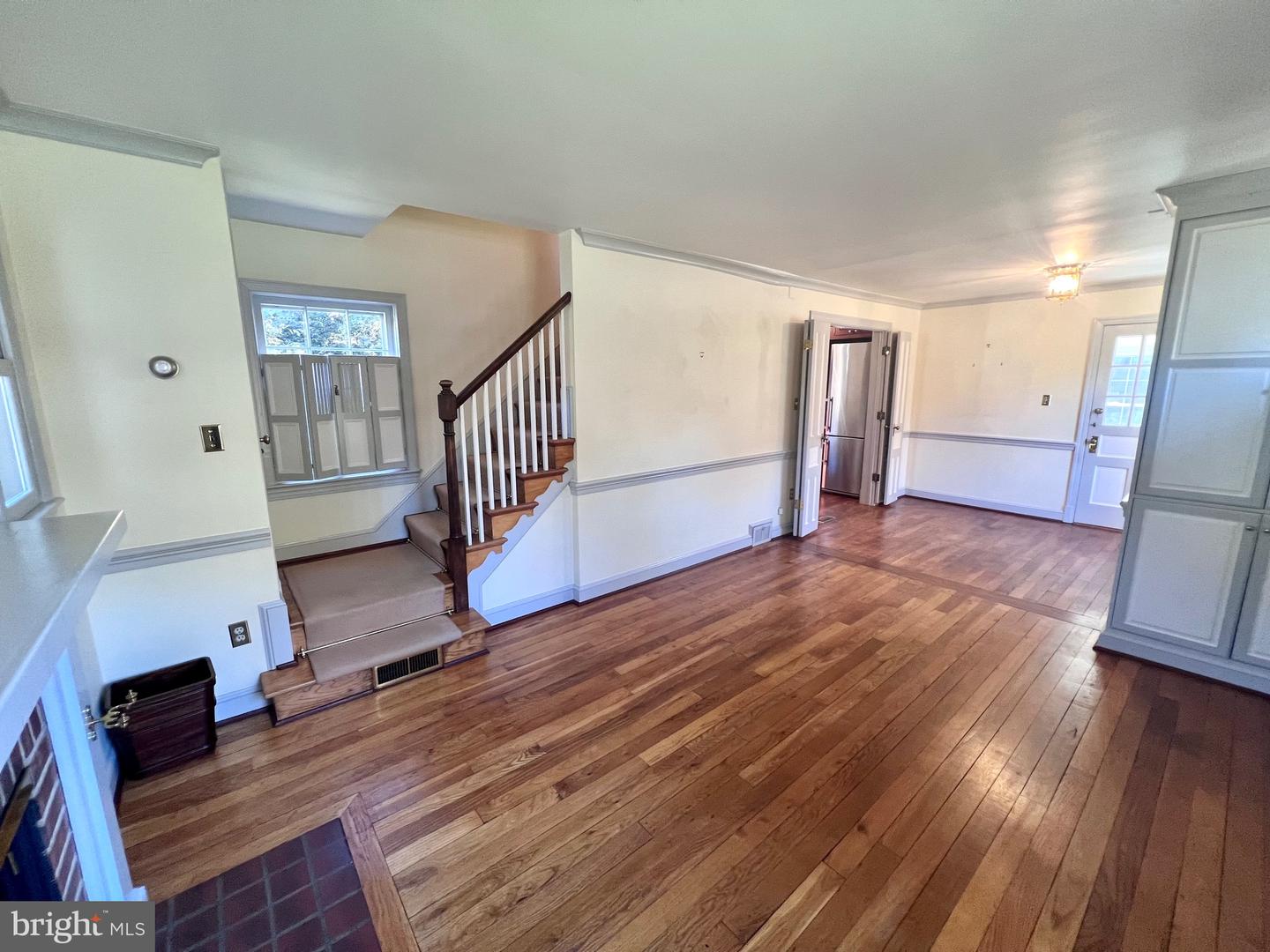2525 N George Mason Dr Property Photo 4