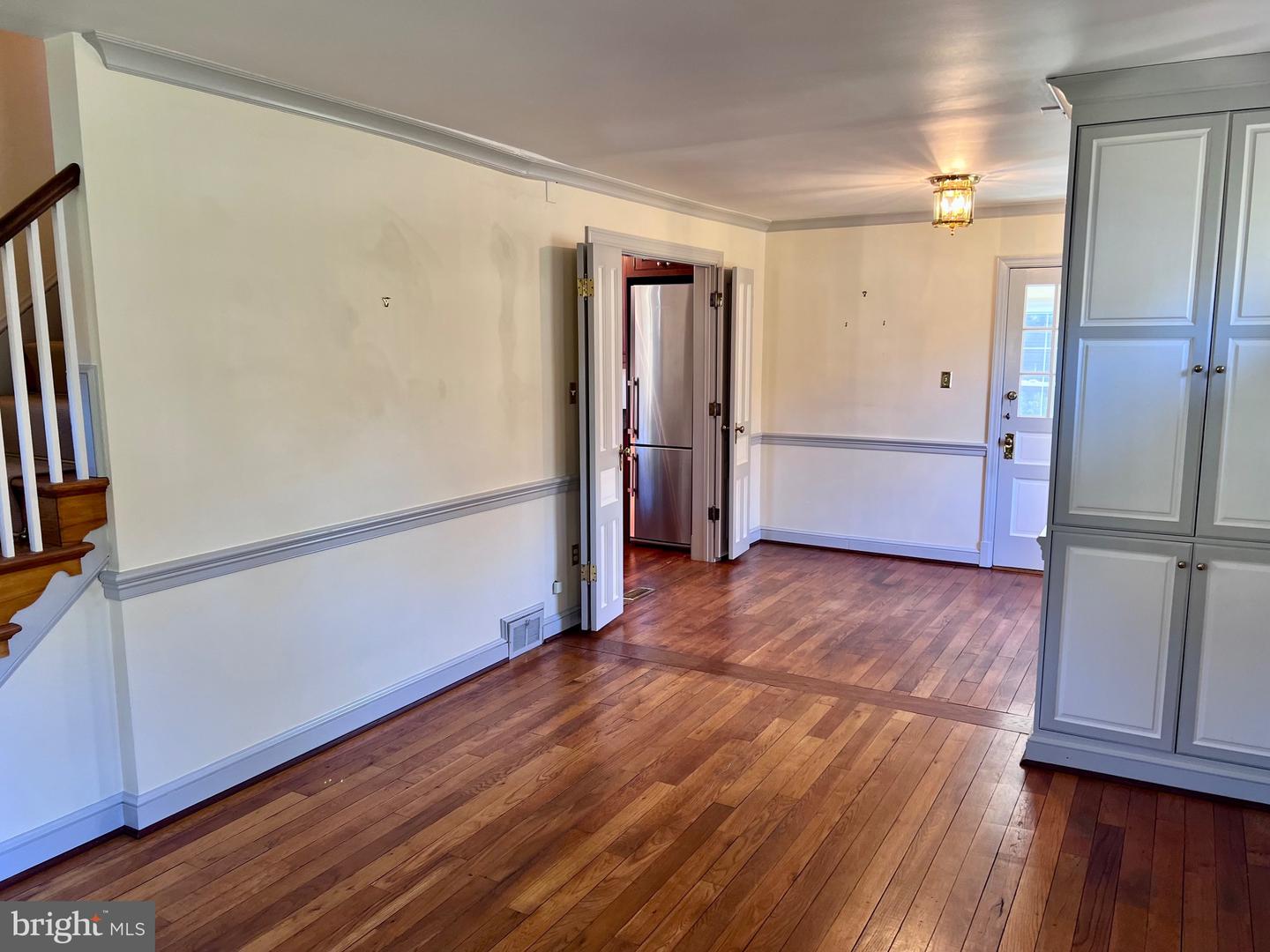 2525 N George Mason Dr Property Photo 6