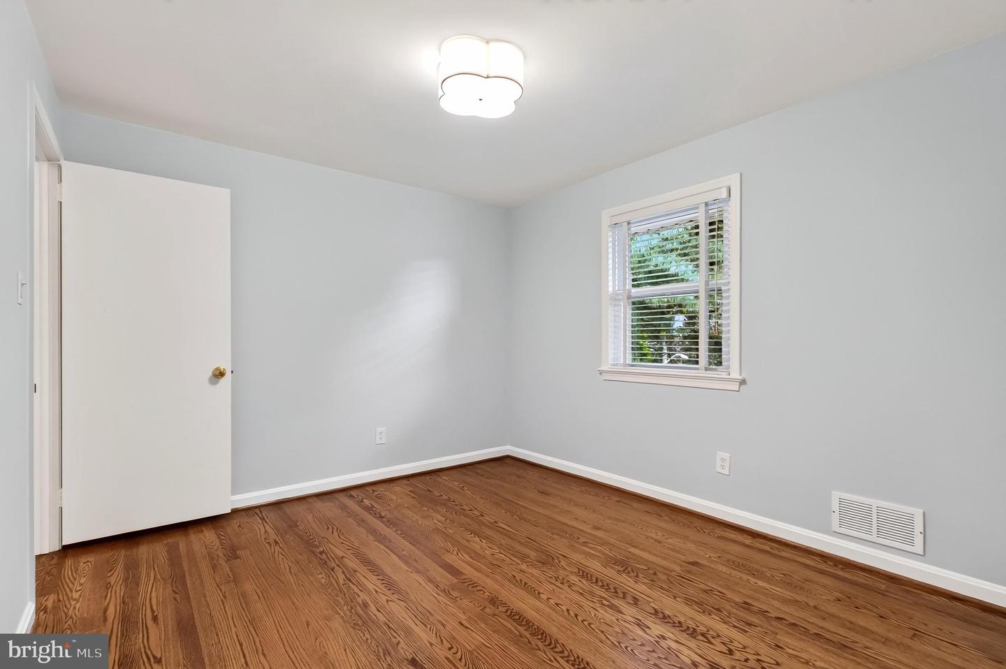 5200 Old Dominion Dr Property Photo 31