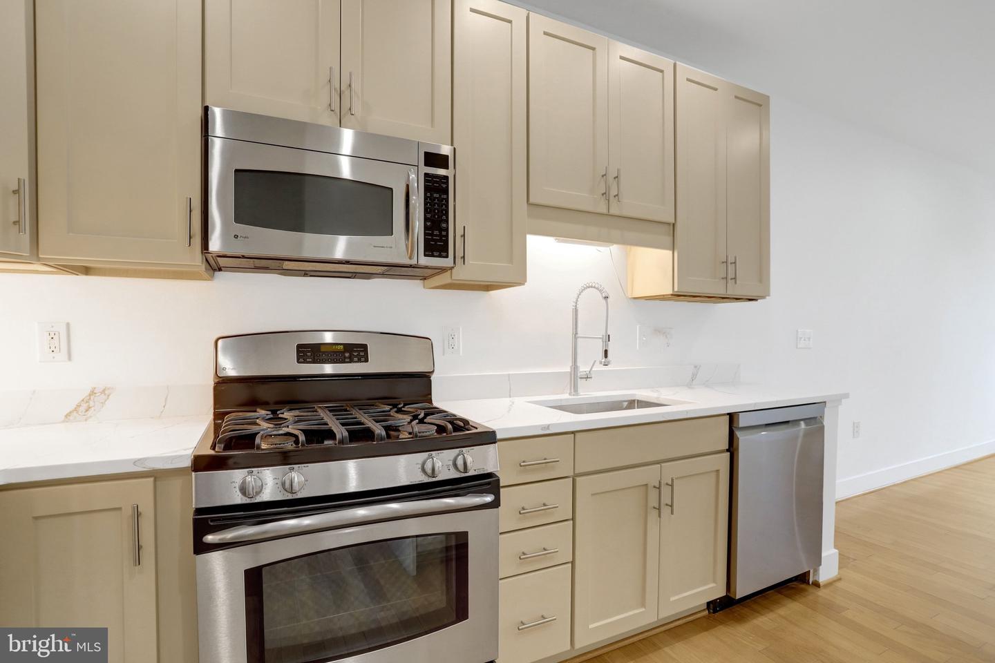 1800 Wilson Blvd #330 Property Photo 14
