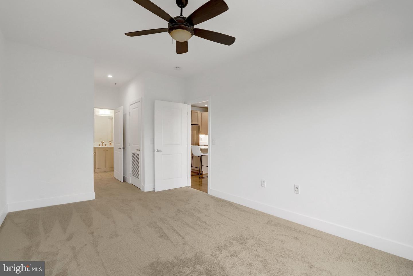 1800 Wilson Blvd #330 Property Photo 21