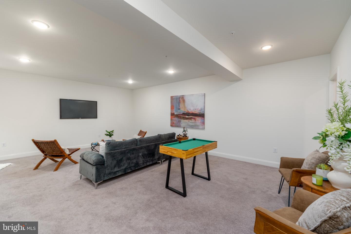 1326 S Rolfe St Property Photo 24