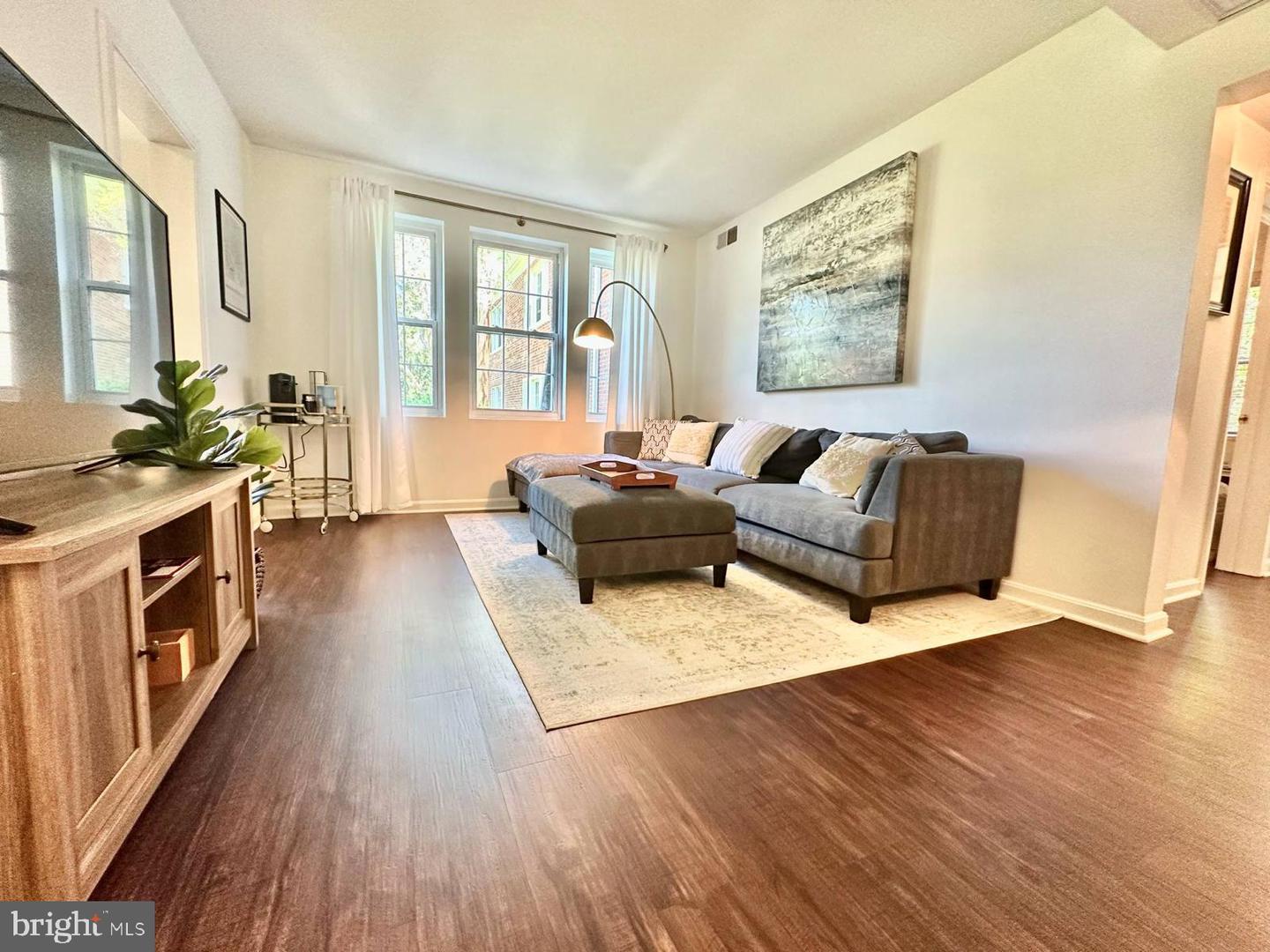 2021 KEY BLVD #12617 Property Photo 1