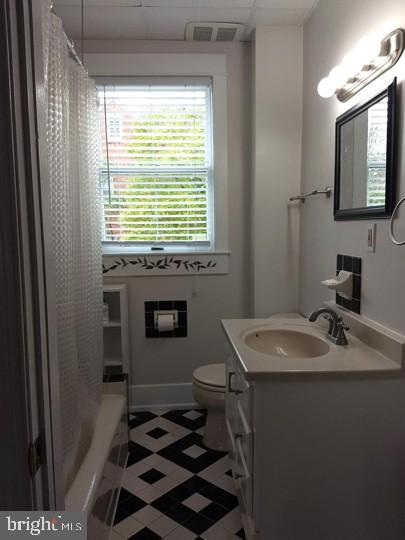 802 S Glebe Rd Property Photo 19