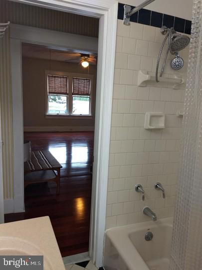 802 S Glebe Rd Property Photo 20